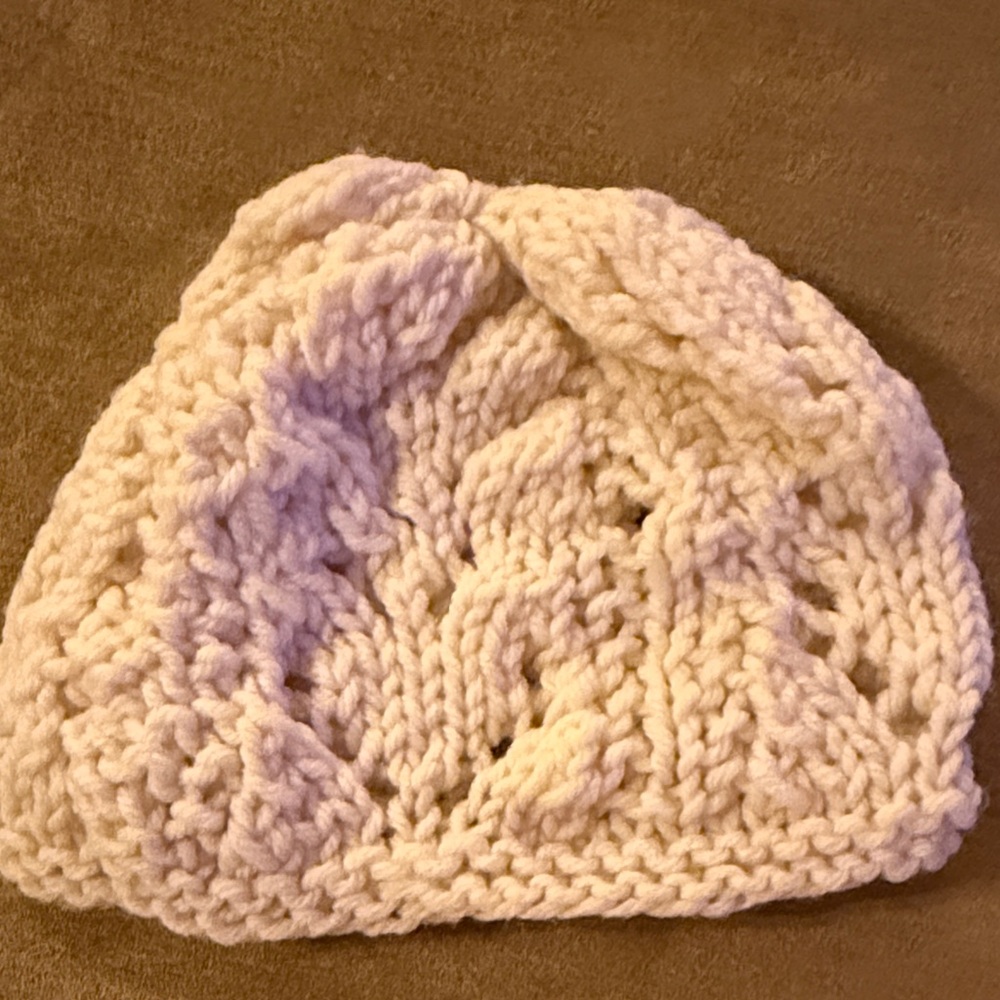 Chunky Knit Beanie - Cream Cable Knit Hat